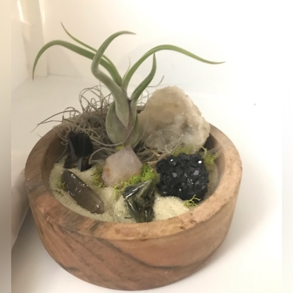 Handcrafted & Customized Crystal Gardens - Picture 9 of 15